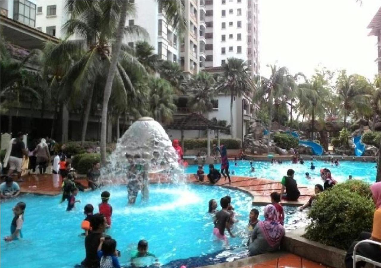 Bapaq Mahkota Apartment Melaka ภายนอก รูปภาพ
